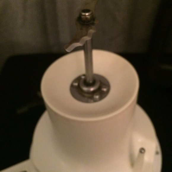 Joyoung CTS-1078 Easy-Clean Automatic Hot Soymilk Maker Asian American Cookwear - Picture 6 of 10